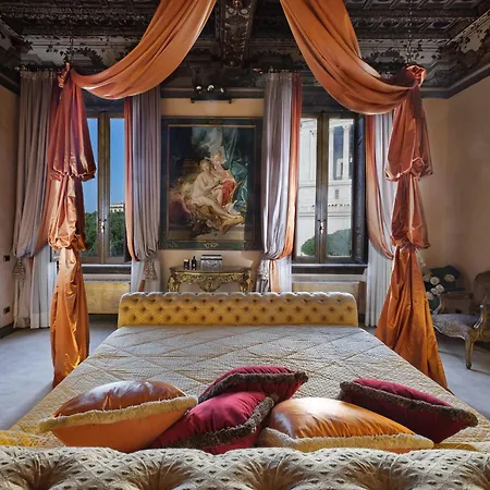 Daire The Capitoline Penthouse Roma